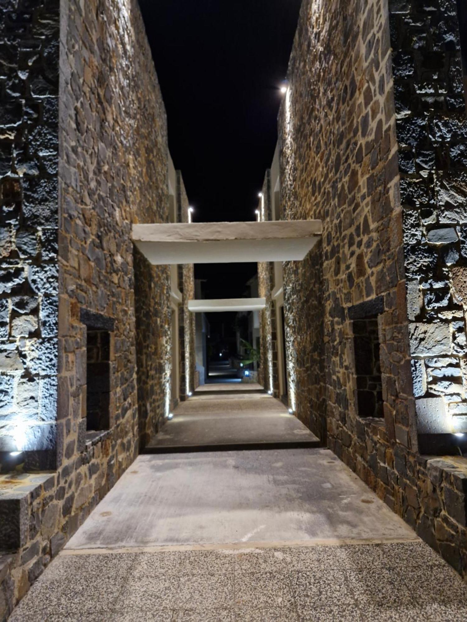 Creteco Hotel & Suites Goúrnes Buitenkant foto